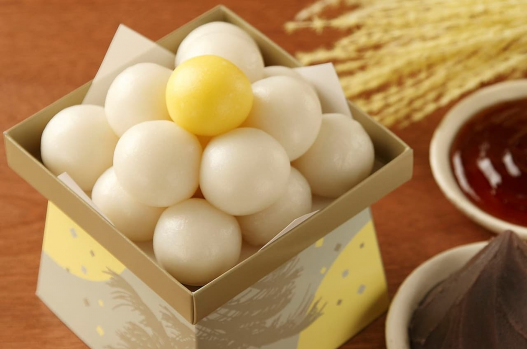  Tsukimi Dango là món ăn biểu tượng của ngày lễ Trung thu tại Nhật