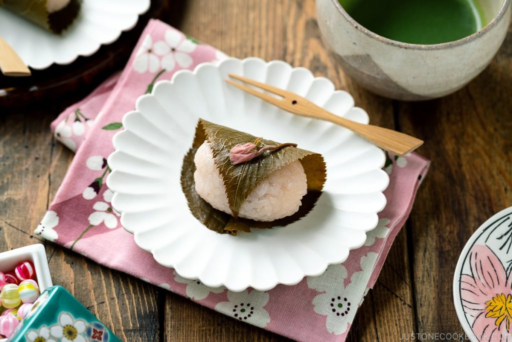 Sakura Mochi – Bánh Mochi Hoa Anh Đào